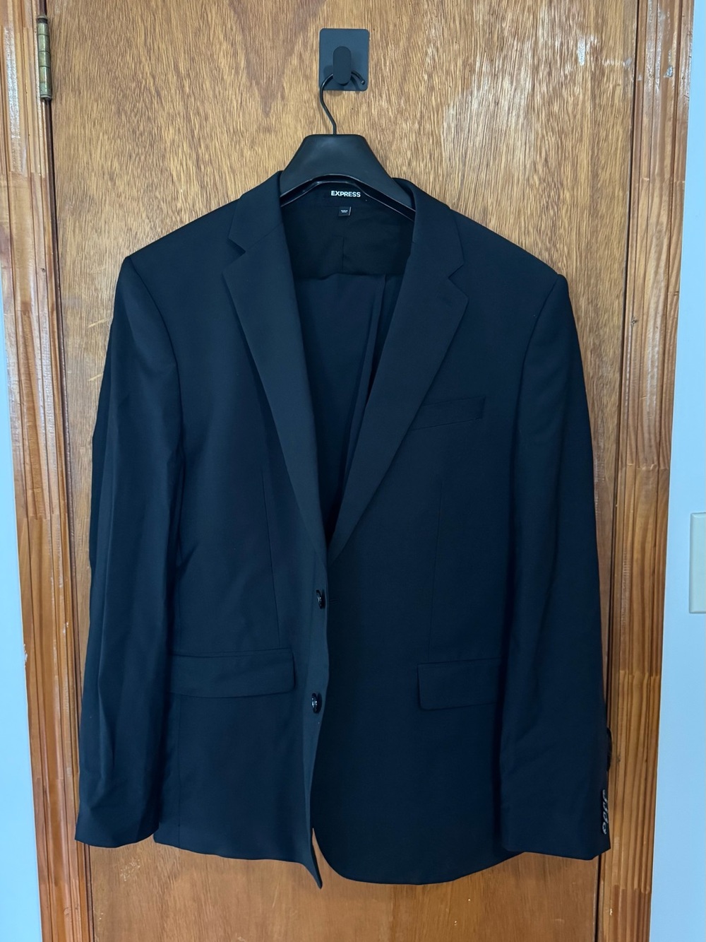 Express men suit